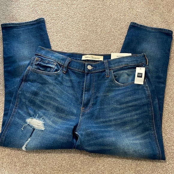 Girlfriend Jeans - Picture 1 of 5
